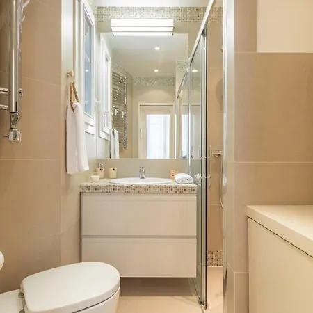 Appartamento Elegant Parisian - Steps To Opéra, Lafayette&dining Parigi
